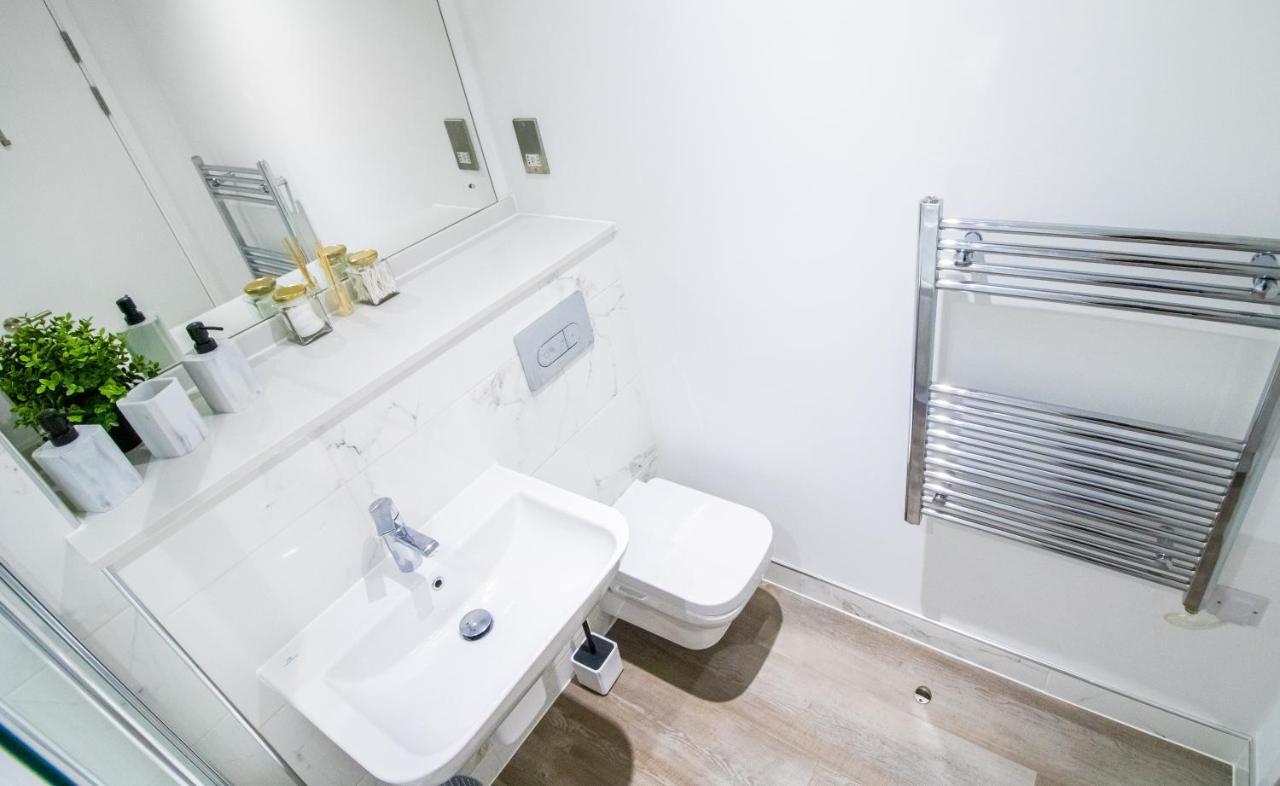 Beautiful Place - 2 Bedroom Apartment On Broad Street Бирмингам Екстериор снимка